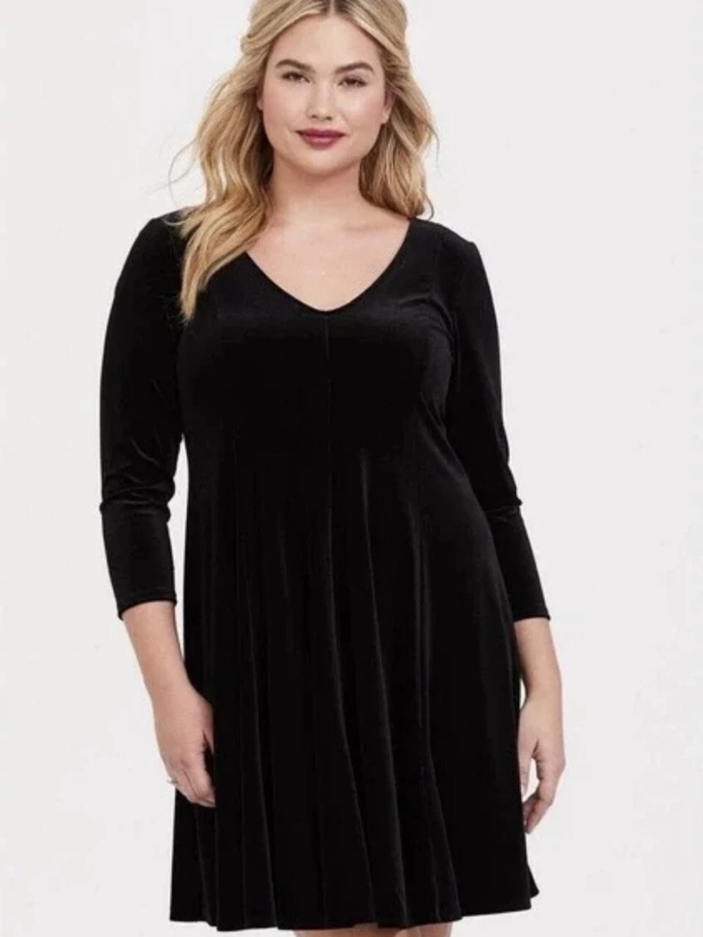 torrid Black Velvet Long Sleeve V-Neck Swing Dress